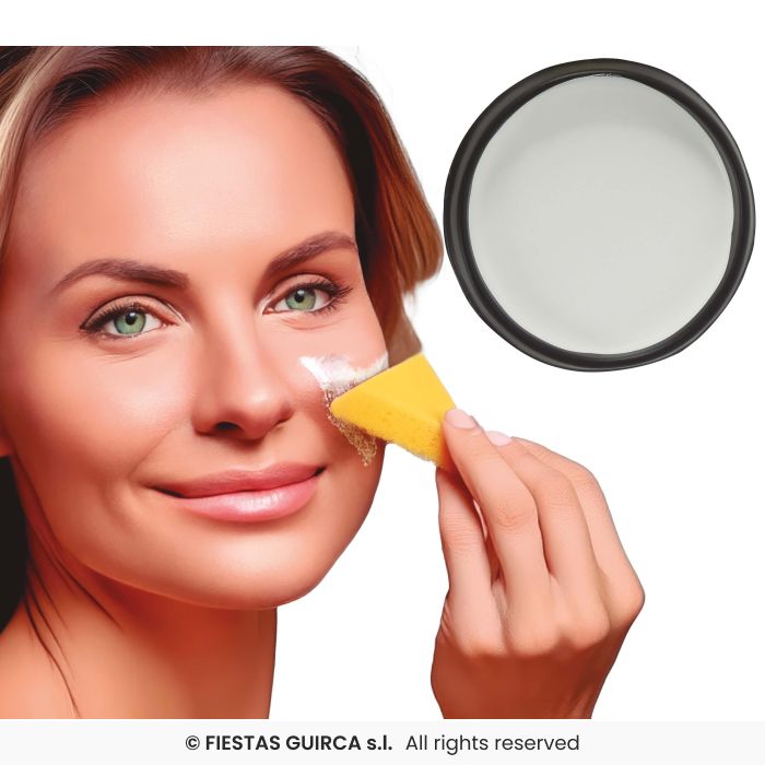 Makeup with sponge 9 gr white