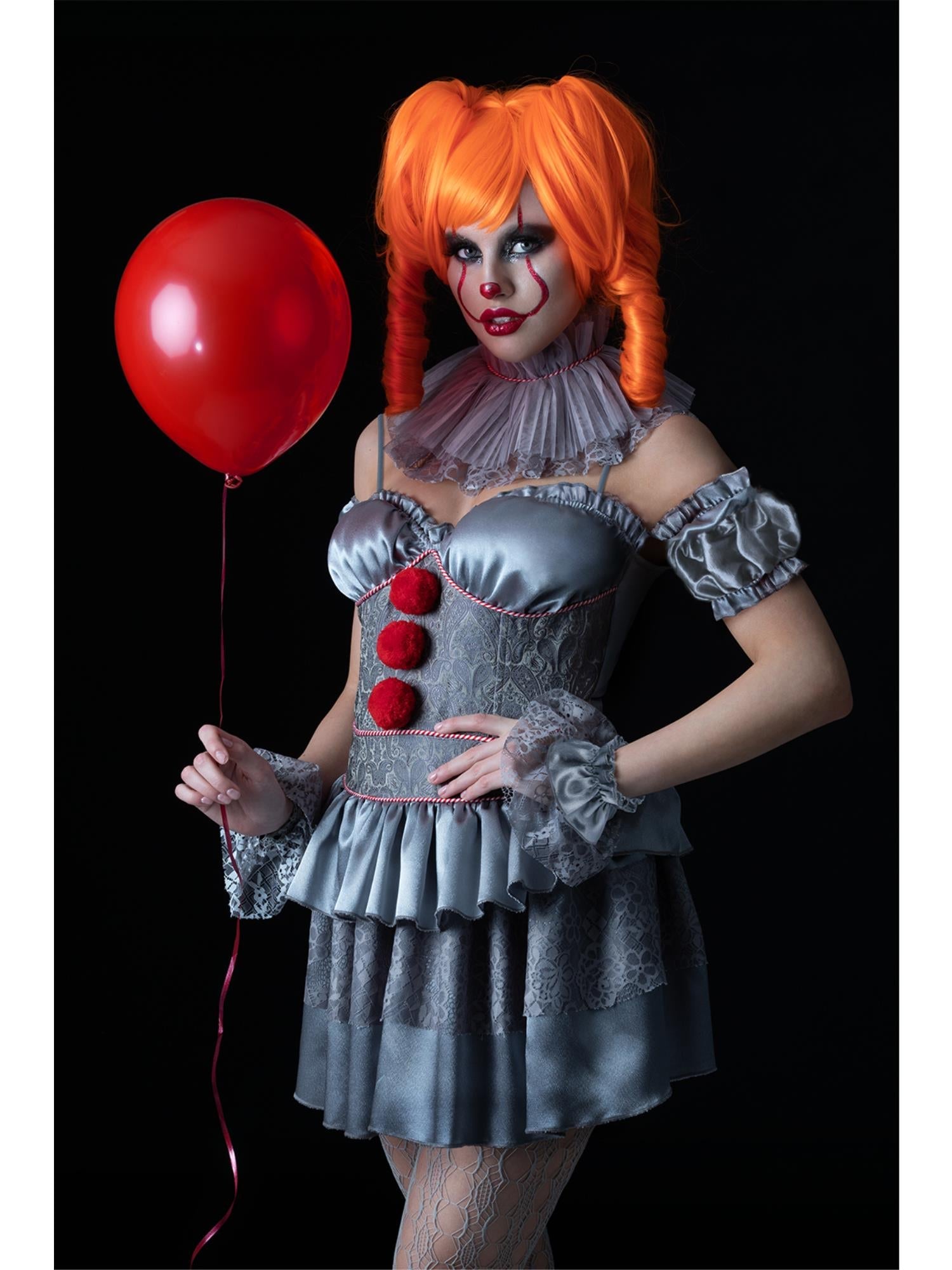 IT Chapter Two, Pennywise Ladies
